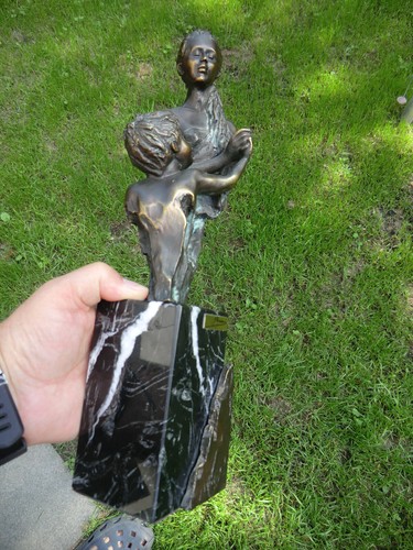 Figur bronziert auf