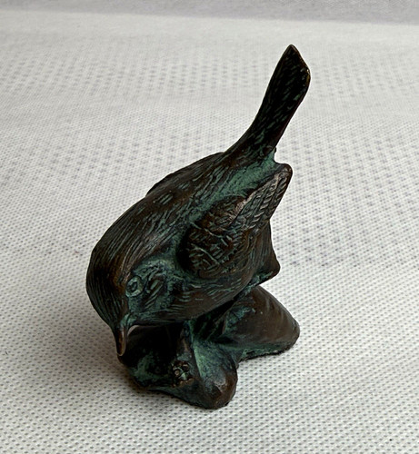 Bronzefigur vogel zaunkönig - bronzefigur,