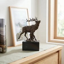 Premium Bronze Hirsch