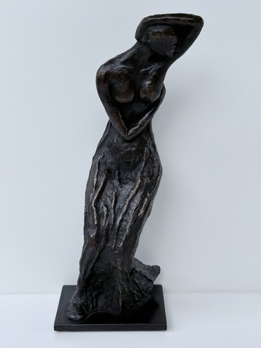 Bronze skulptur stehende frau - skulptur,