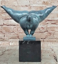 Modern Bronze Skulptur von Ein
