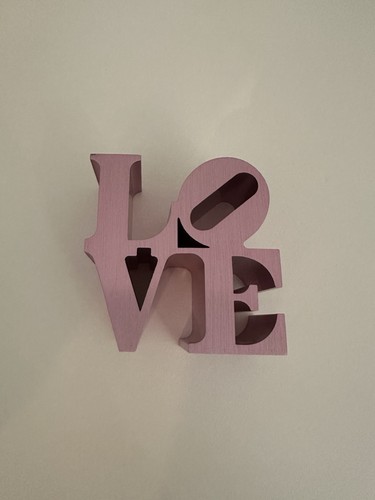 Robert indiana love sculpture - robert,