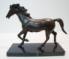 Statue Pferd Fohlen Fauna Art