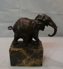 Bronze Art Deco Stil